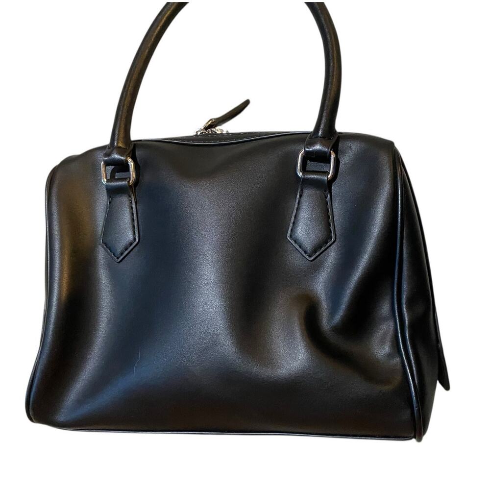Guess Cessily Quilted Boxed Satchel Handbag Black Vegan Faux Leather Crossbody‎ - Picture 13 of 14